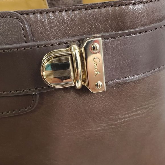 COACH Sondra Semi Matte Calf Ankle Zip Bootie Size 8 Medium Chestnut LIKE NEW! - Picture 6 of 10